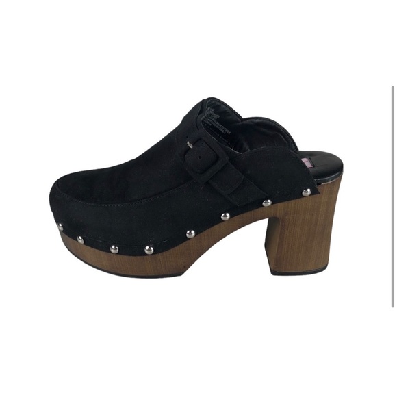 Sugar Shoes - SUGAR - Brownies Studded Slip-On Clogs (Black) (9.5 Medium)